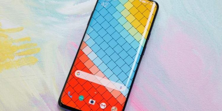 تسريب جديد لـ هاتف OnePlus 7T المزمع إصداره في أكتوبر المقبل