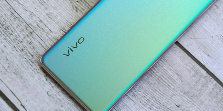 مواصفات الهاتف Vivo Y75 5G قبل الإعلان الرسمي