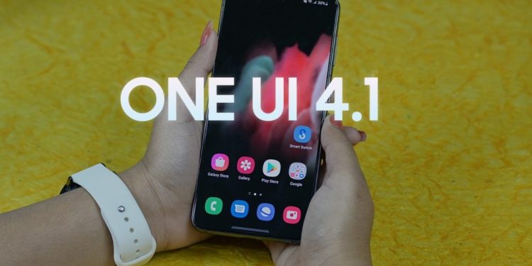 تحديث One UI 4.1 يصل للهاتف Galaxy A52 5G