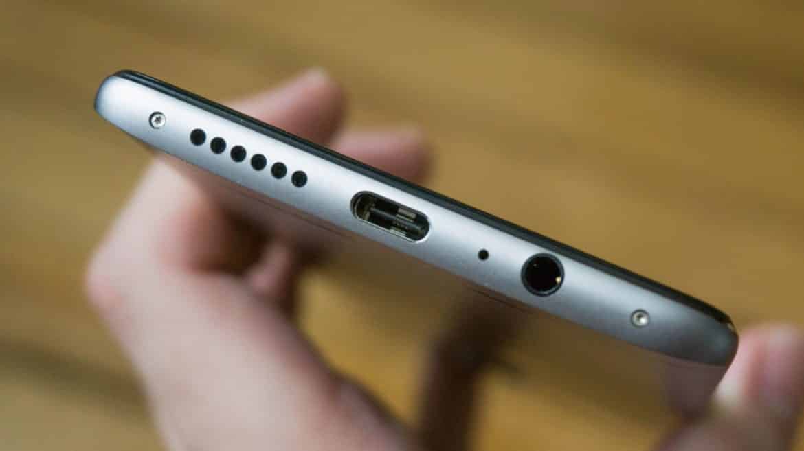6 أشياء نتمنى أن نراها في هاتف Galaxy S9