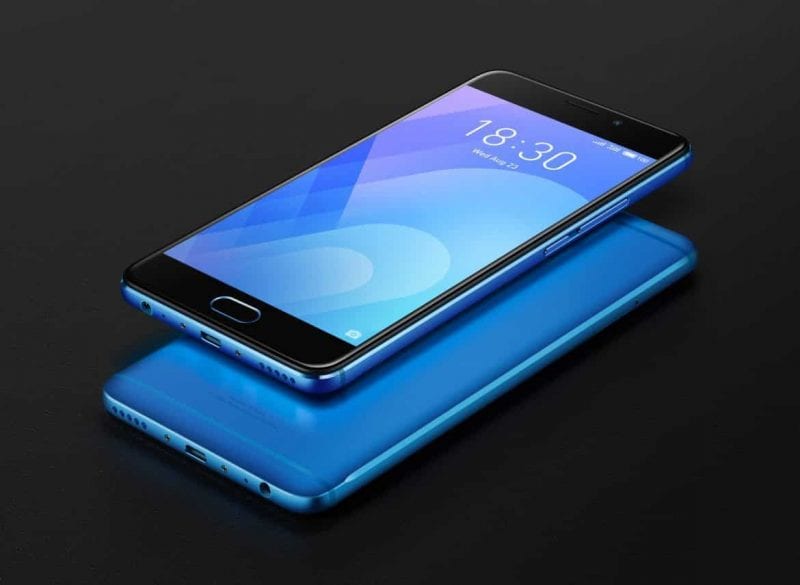 حاز هاتف Meizu M6 Note على رضا الكثير من مستخدمي الهواتف في الفئة السعر تحت المتوسطة، فالهاتف تم طرحه بالأسواق العالمية منذ شهر سبتمبر 2017 ومازال عليه طلب كبير حتى الآن، خاصة مع انخفاض عدد الإصدارات المطروحة للبيع منذ بداية عام 2018. ولأن معظم المستخدمون في السوق المصري يقبلون على شراء الهواتف من الفئة السعرية المتوسطة وتحت المتوسطة، فإنه من المتوقع أن يحقق هذا الهاتف نسبة مبيعات كبيرة، ولمزيد من التفاصيل عن الهاتف سنتعرف معاً على جميع مواصفاته وأبرز مميزاته وعيوبه. تصميم هاتف Meizu M6 Note يأتي هاتف Meizu M6 Note بتصميم مميز وأنيق، وبحواف ضيقة من الجانبين وواسعة من الأسفل والأعلى، وتبلغ أبعاد الهاتف 154.6×75.2×8.4 ملم، ووزن الهاتف 173 جرام. أما تصميم الهاتف ففي الجهة الأمامية جاء مستشعر البصمة أسفل الشاشة، وتعلوها سماعة المكالمات والكاميرا الأمامية، أما الجهة الخلفية فجاءت فيها الكاميرا المزدوجة في خط رأسي مع فلاش ليد وأسفلهم شعار الشركة. أما في الجانب الأيمن من الهاتف فنجد أزرار التحكم في الصوت والطاقة أسفل بعضهم، وفي الجانب الأيسر نجد مدخل شرائح الاتصال، أما في الأعلى فيوجد مدخل أخر لبطاقة الذاكرة، وفي الأسفل مدخل الشاحن ومدخل سماعة الأذن والميكروفون. مواصفات هاتف Meizu M6 Note • يعمل الهاتف بشرحتي اتصال نانو في وضع الاستعداد، ويدعم شبكات الاتصال للجيل الثاني والثالث والرابع. • جاء الهاتف بشاشة من نوع IPS LCD بحجم 5.5 بوصة، ودقة الشاشة 1080×1920 بكسل، بكثافة بكسلات 403 بكسل لكل بوصة، وتدعم الشاشة اللمس المتعدد. • يعمل الهاتف بمعالج Qualcomm MSM8953 Snapdragon 625، ومعالج رسوميات Adreno 506. • يعمل بنظام تشغيل أندرويد نوجا 7.1.2، وجاء بواجهة شاشة Flyme 6.0. • وجاء الهاتف بمساحة تخزين داخلية 16 و32 و64 جيجابايت، وذاكرة عشوائية 3 و4 جيجابايت، مع إمكانية استخدام بطاقة ذاكرة بمدخل منفصل تصل مساحتها إلى 256 جيجابايت. • ويدعم الهاتف مستشعر البصمة والبوصلة والتسارع والقرب والدوران. • بطارية الهاتف من البطاريات غير قابلة للإزالة ومن نوع ليثيوم أيون بسعة 4000 مللي أمبير وتدعم الشحن السريع. • الكاميرا الخلفية للهاتف مزدوجة بدقة 12 و5 ميجابكسل، ومعها فلاش ليد، وتدعم خاصية الكشف التلقائي والضبط التلقائي للصورة، وتدعم تصوير الفيديو بجودة 1080 بكسل وسرعة 30 لقطة في الثانية، والكاميرا الأمامية جاءت بدقة 16 ميجابكسل. مميزات هاتف Meizu M6 Note • يعمل الهاتف بمعالج أداء قوي Snapdragon 625. • يعمل بنظام تشغيل أندرويد نوجا 7.1. • يدعم كاميرا خلفية مزدوجة بدقة 12 و5 ميجابكسل، وأمامية بدقة 16 ميجابكسل. • يدعم مدخل منفصل لبطاقة الذاكرة. • يدعم مستشعر البصمة. • بطارية الهاتف بسعة 4000 مللي أمبير. • البطارية تدعم خاصية الشحن السريع. عيوب هاتف Meizu M6 Note • لا يدعم خاصية NFC. • البطارية غير قابلة للإزالة. • لا يدعم إذاعة الراديو.