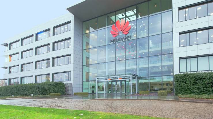 Huawei تعمل على نظام تشغيل مستقل