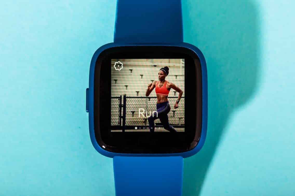 Fitbit Versa Lite.. ساعة اليد قليلة الثمن متعددة المزايا