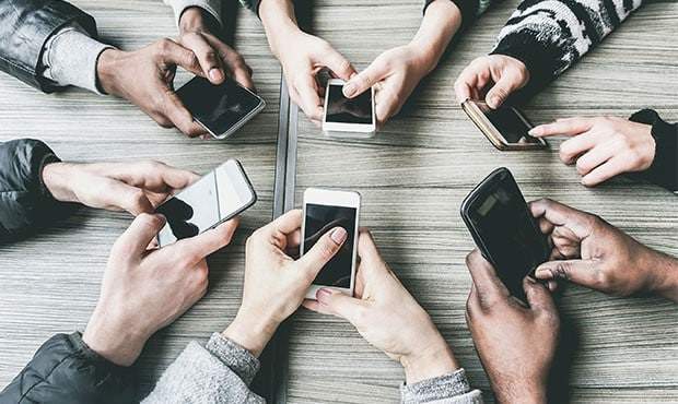 لماذا حذفت آبل تطبيقات مراقبة الأبناء؟ متجر آبل يزيل تطبيقات الأباء لمراقبة الأبناء