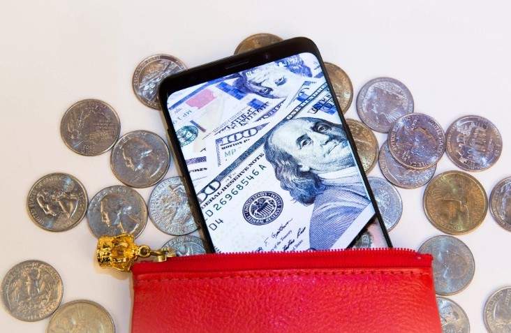 كيف تحافظ على هاتفك حتى لا تفقد الكثير من سعر شرائه