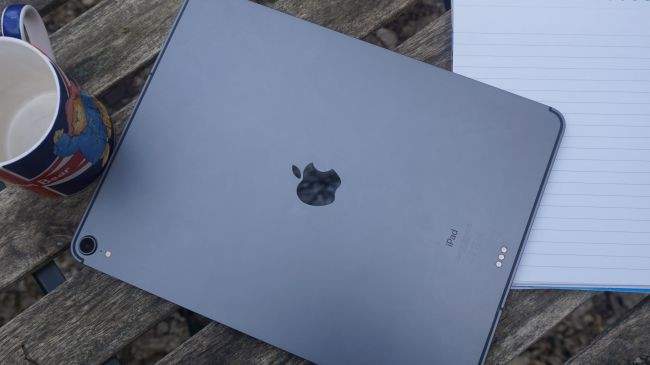 Apple في طريقها لإصدار iPad قابل للطي Apple في طريقها لإصدار جهاز iPad قابل للطي يعمل على شبكة 5G