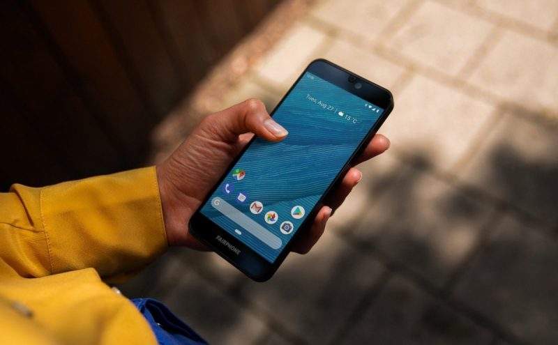 هاتف Fairphone 3 الهاتف العادل