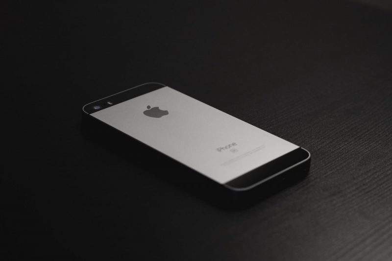 رسالة جديدة من آبل لمستخدمي iPhone 5